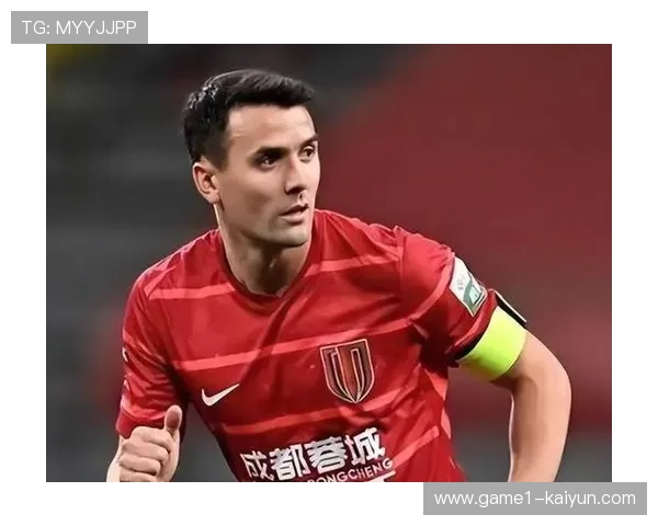 深圳新鹏城引进戴伟浚周定洋 中场组织与拦截能力得到提升