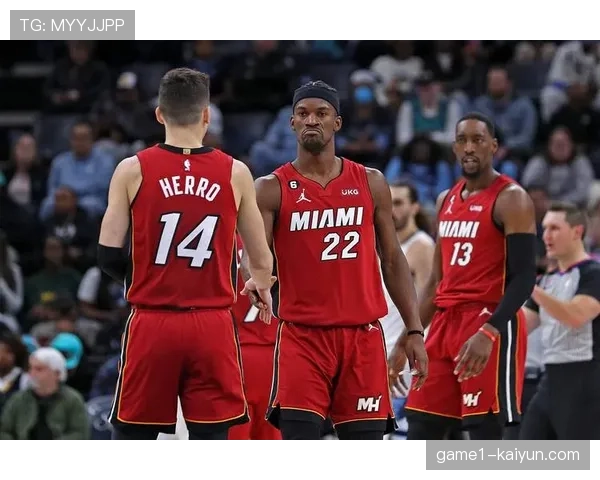 热火巴特勒关键球稳 斯波教练战术调整能力突出